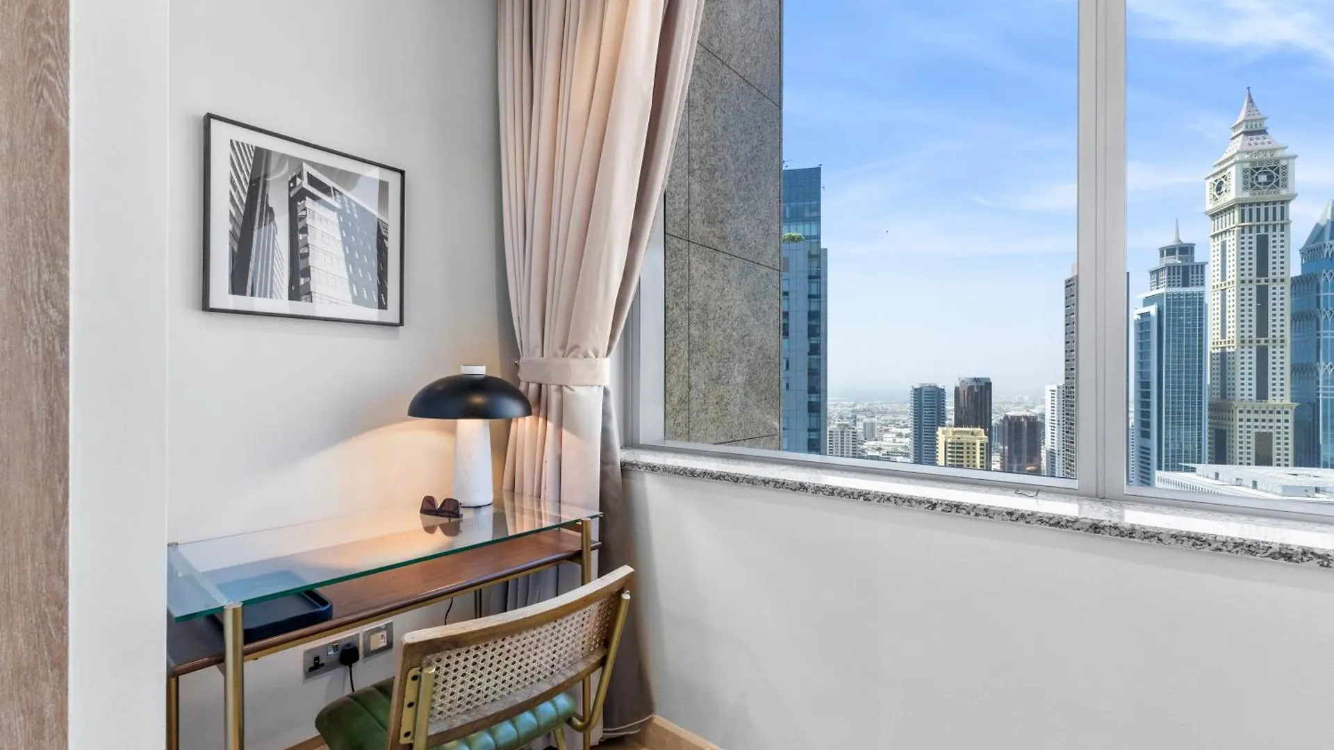 Difc Downtown Dubai - Exclusive 1 Br Apartment 0*,  United Arab Emirates